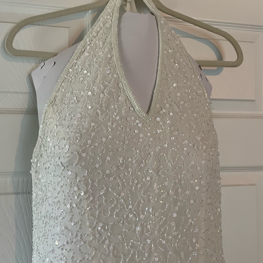 Women’s beaded wedding gown - Picture 2 of 13